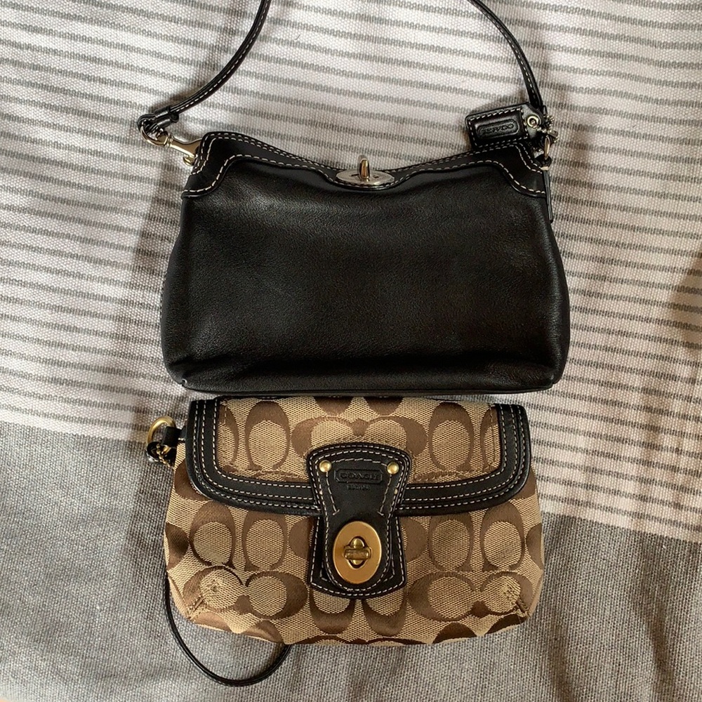 Coach wristlet (lot of 2)